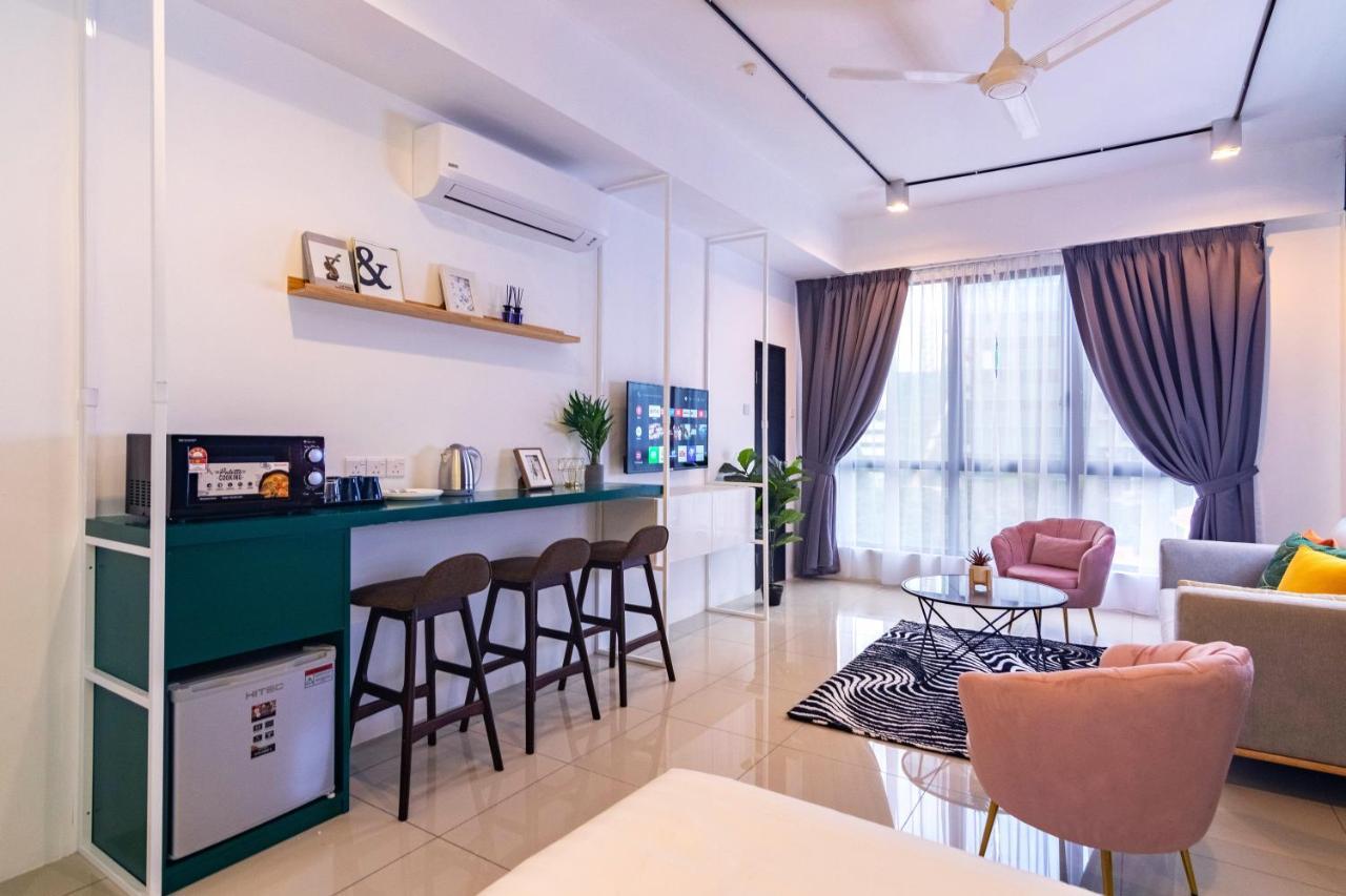 Scott Signature Suites By Alv George Town Exterior foto